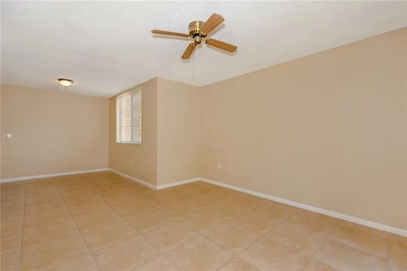 4836 STATE ROAD 7, #101