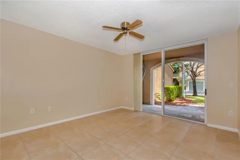 4836 STATE ROAD 7, #101