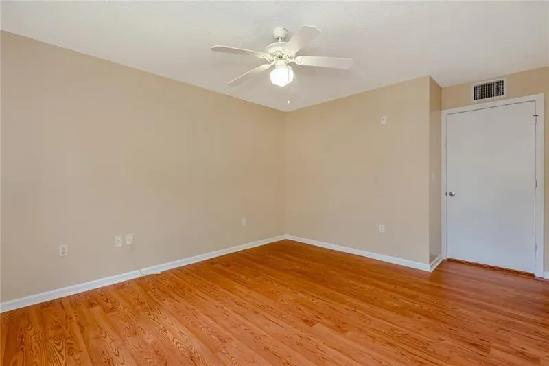 4836 STATE ROAD 7, #101