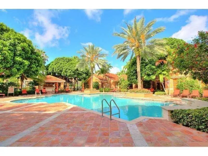 4836 STATE ROAD 7, #101