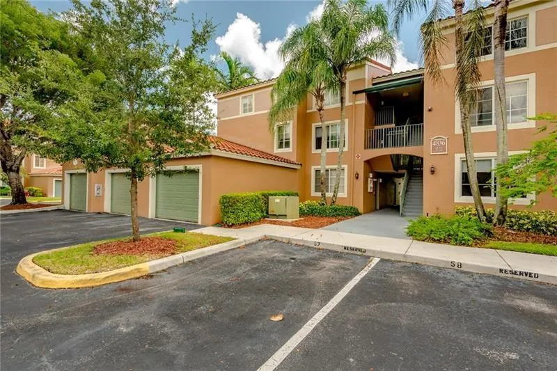4836 STATE ROAD 7, #101