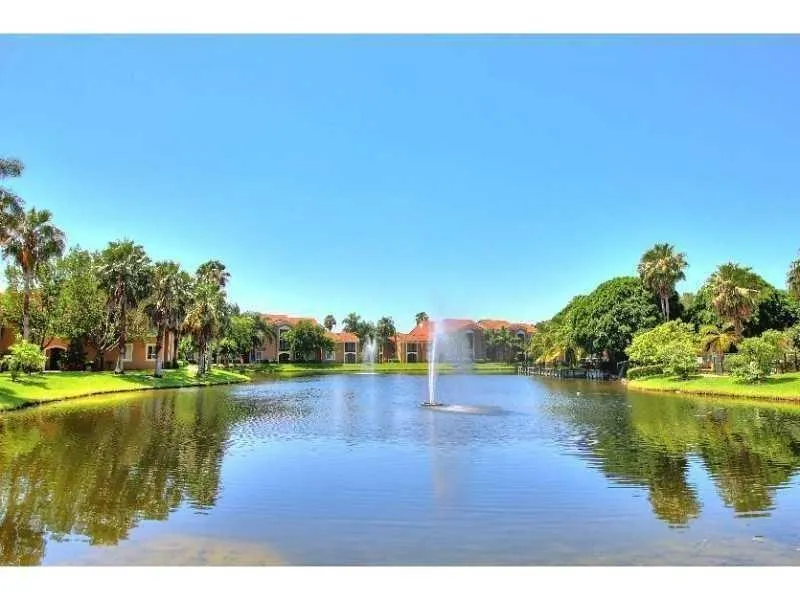 4836 STATE ROAD 7, #101