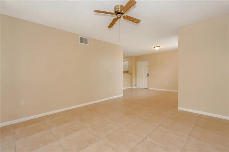 4836 STATE ROAD 7, #101