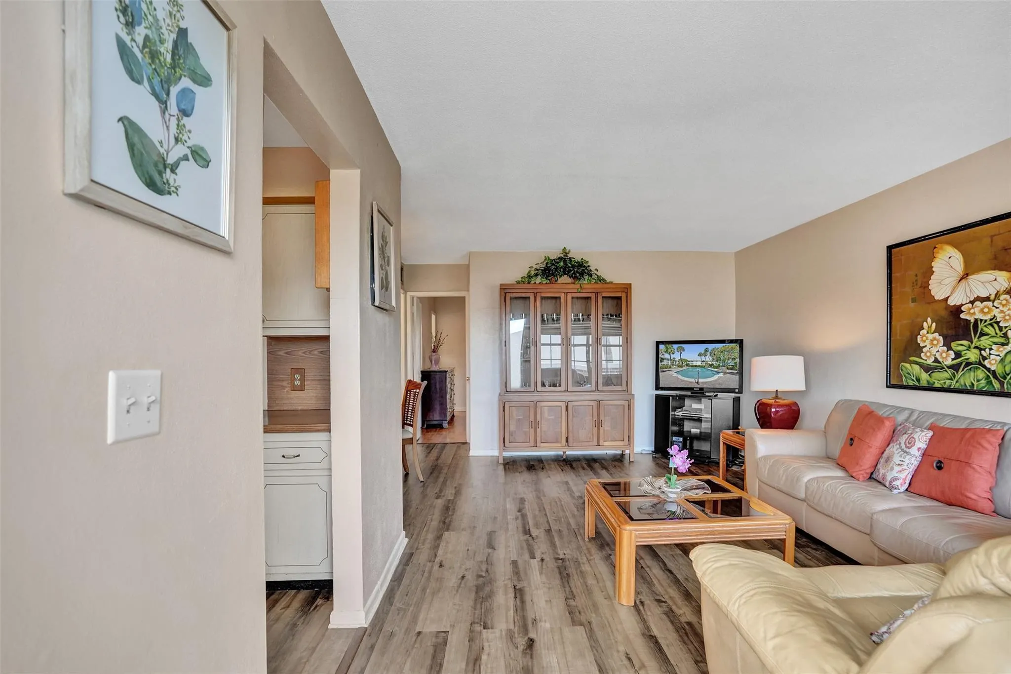 2050 NE 39th St, #203s