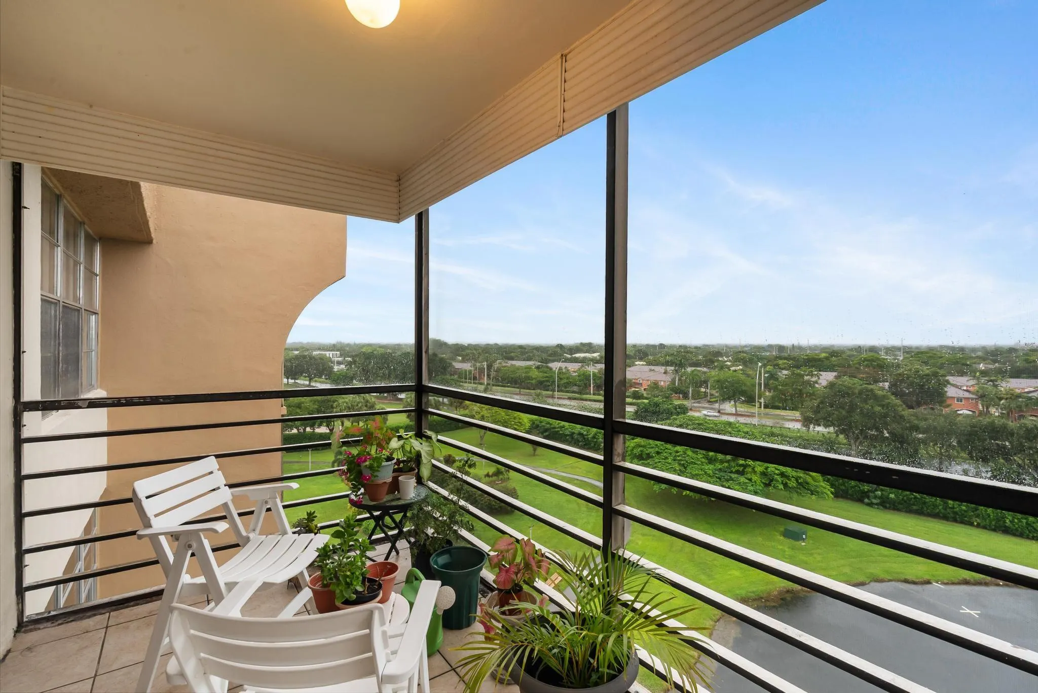 1200 Saint Charles Pl, #PH 21