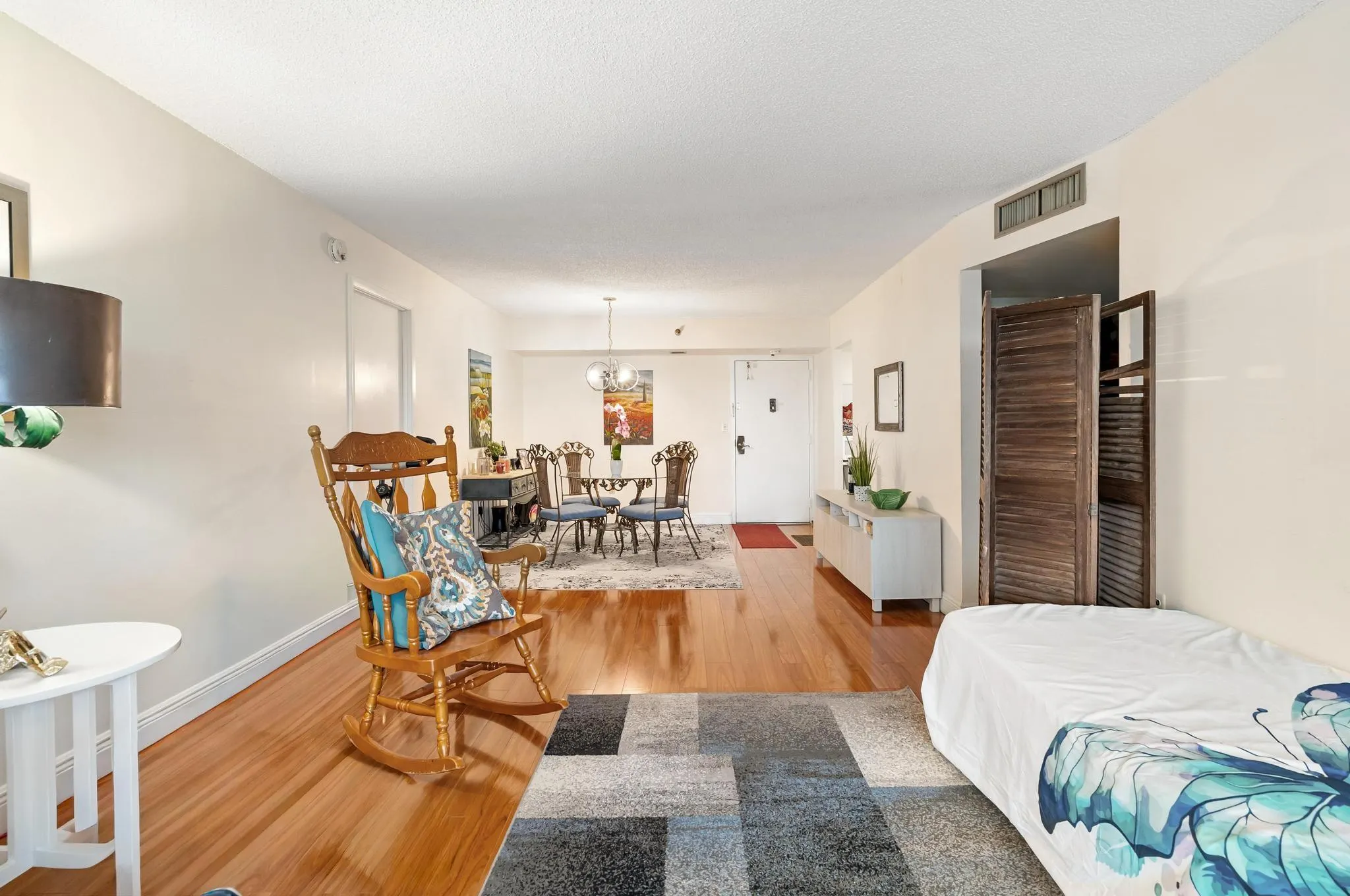 1200 Saint Charles Pl, #PH 21