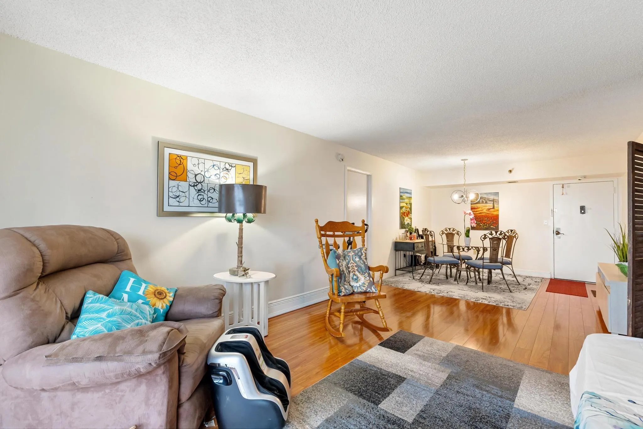 1200 Saint Charles Pl, #PH 21