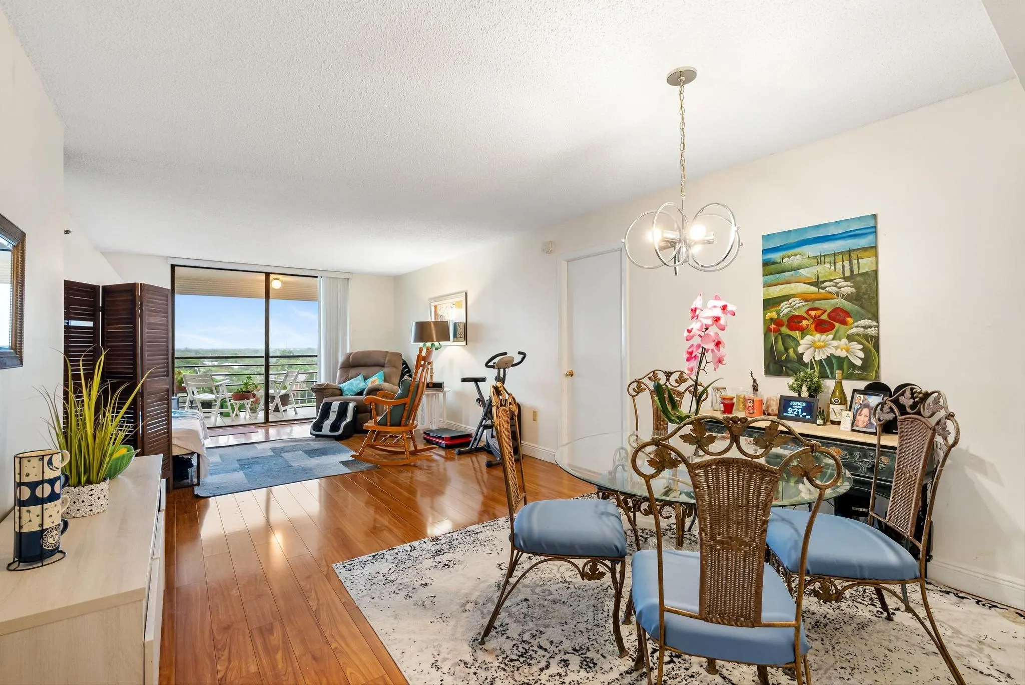 1200 Saint Charles Pl, #PH 21