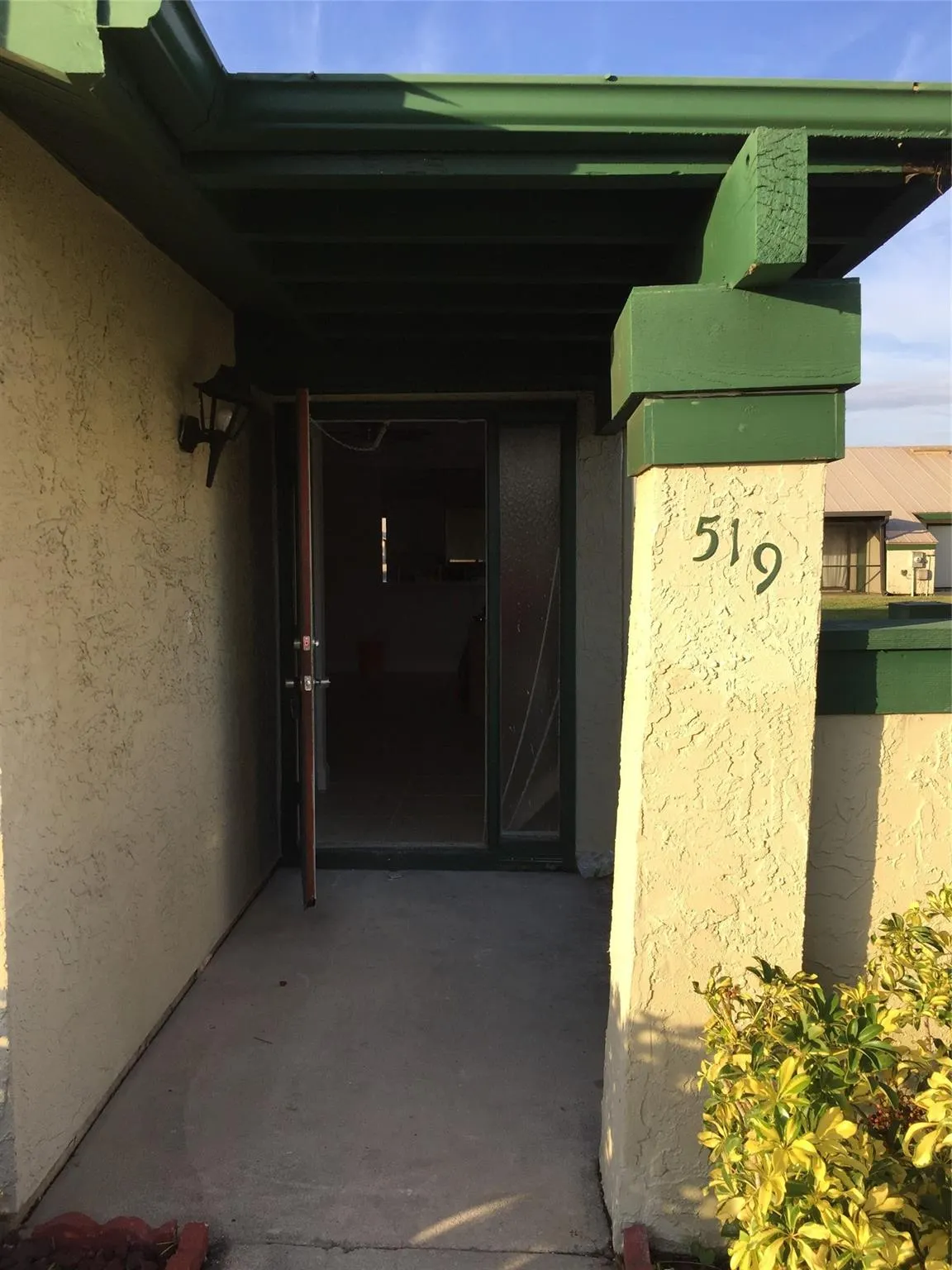 519 SW Sara Blvd, #519
