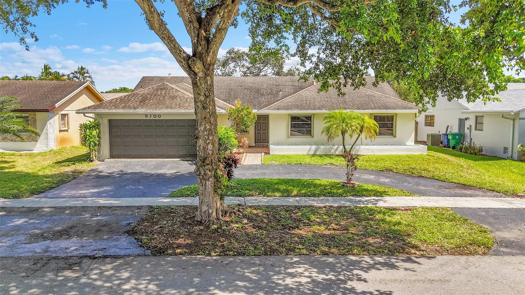 5700 SW 120th Ave
