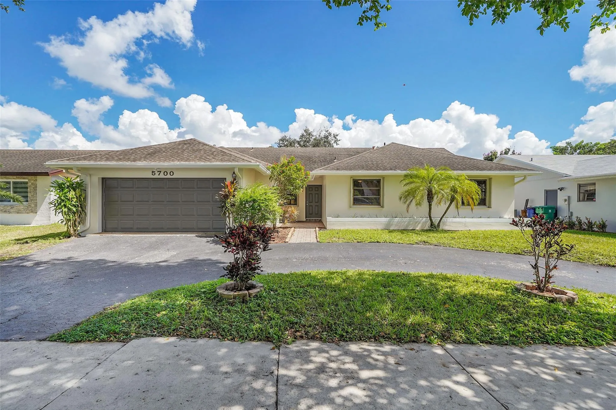 5700 SW 120th Ave