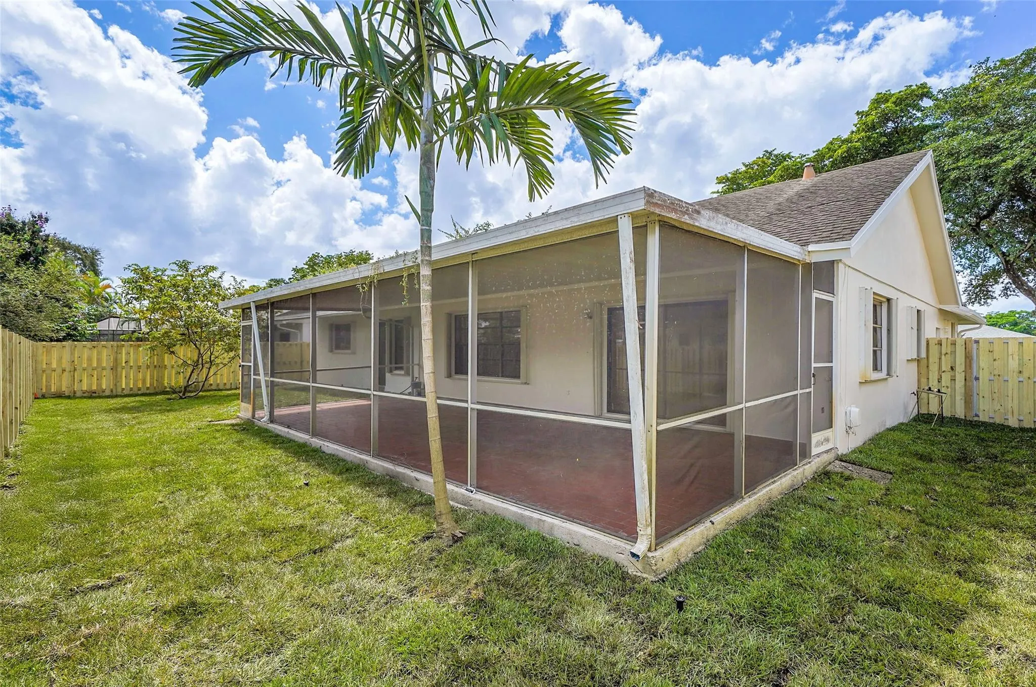 5700 SW 120th Ave