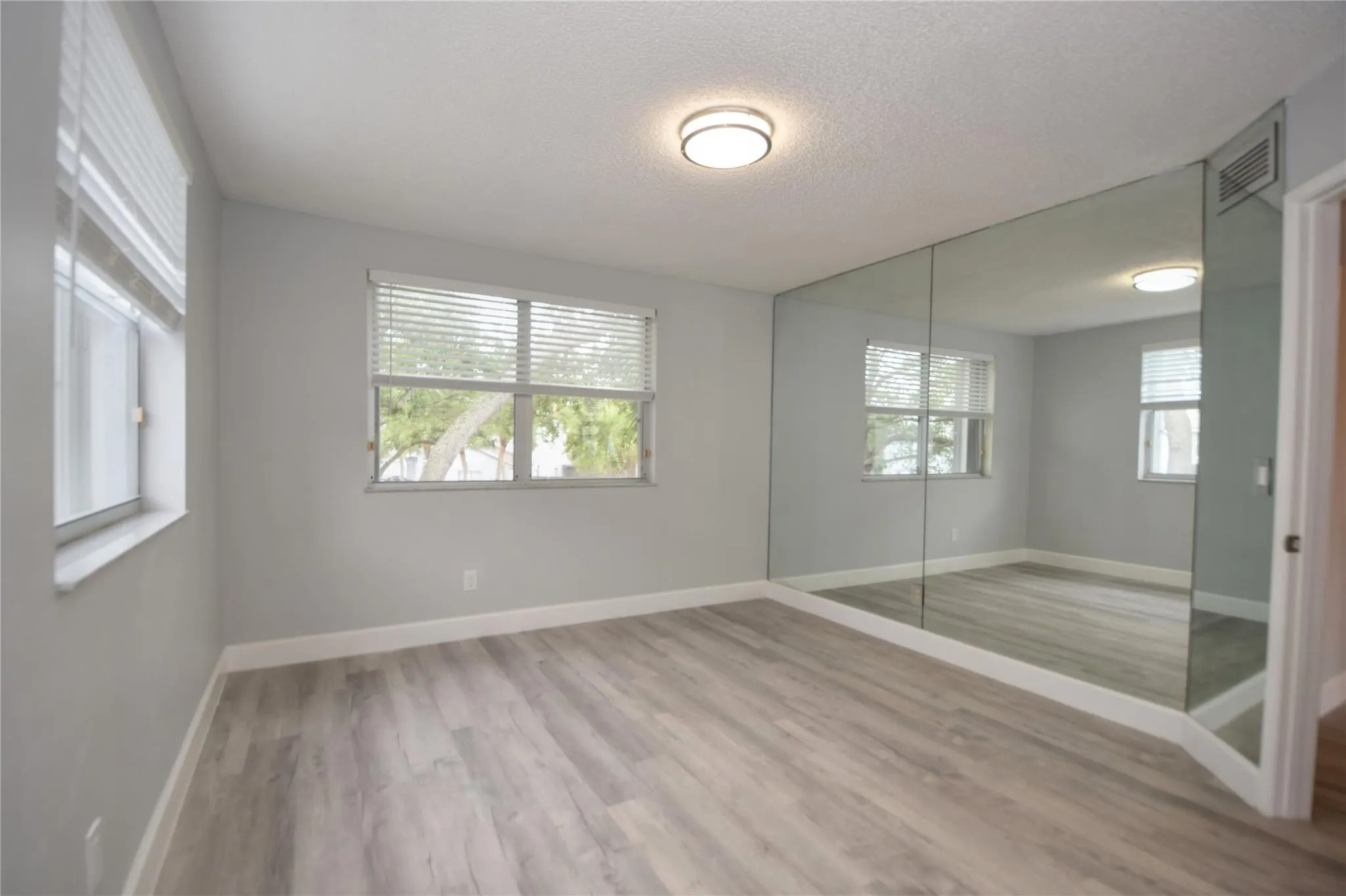 4801 Grapevine Way, #4801