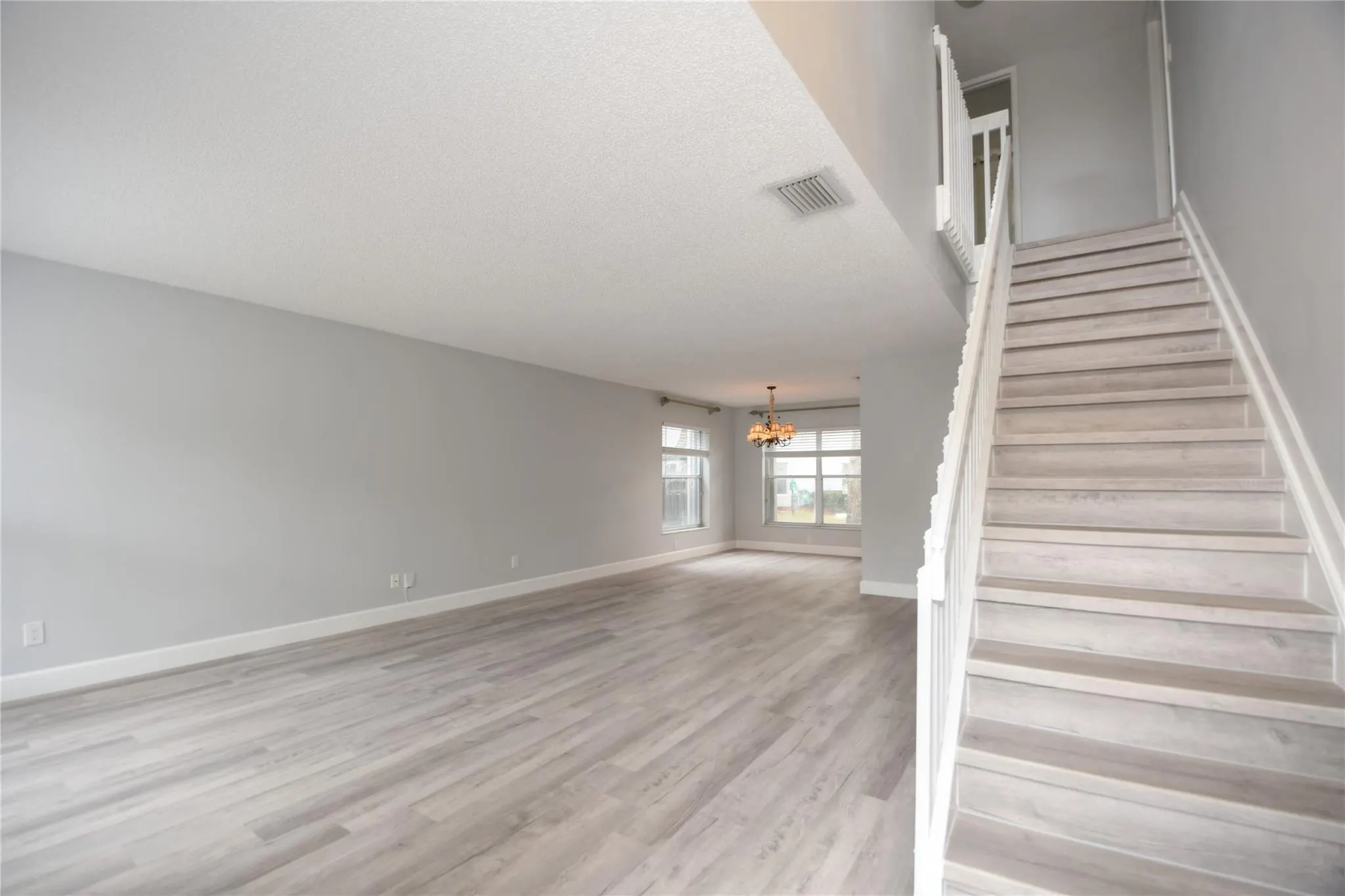 4801 Grapevine Way, #4801
