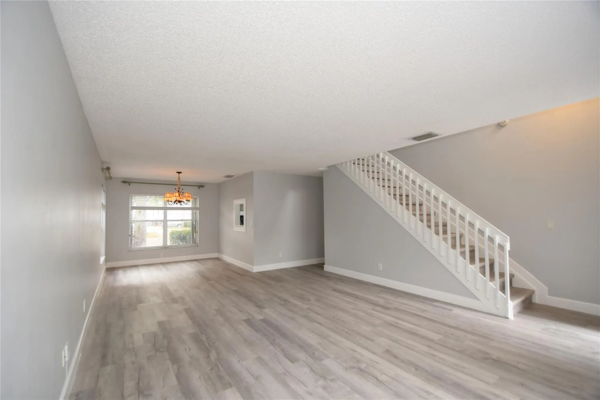 4801 Grapevine Way, #4801