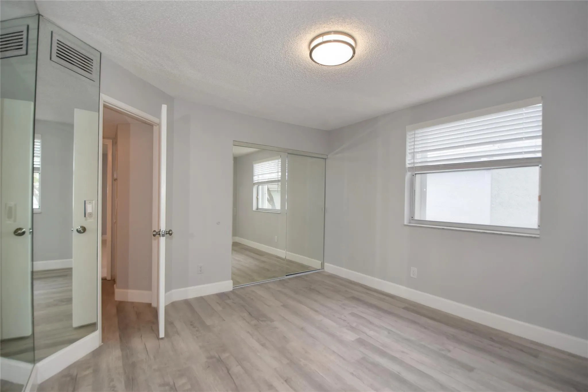 4801 Grapevine Way, #4801