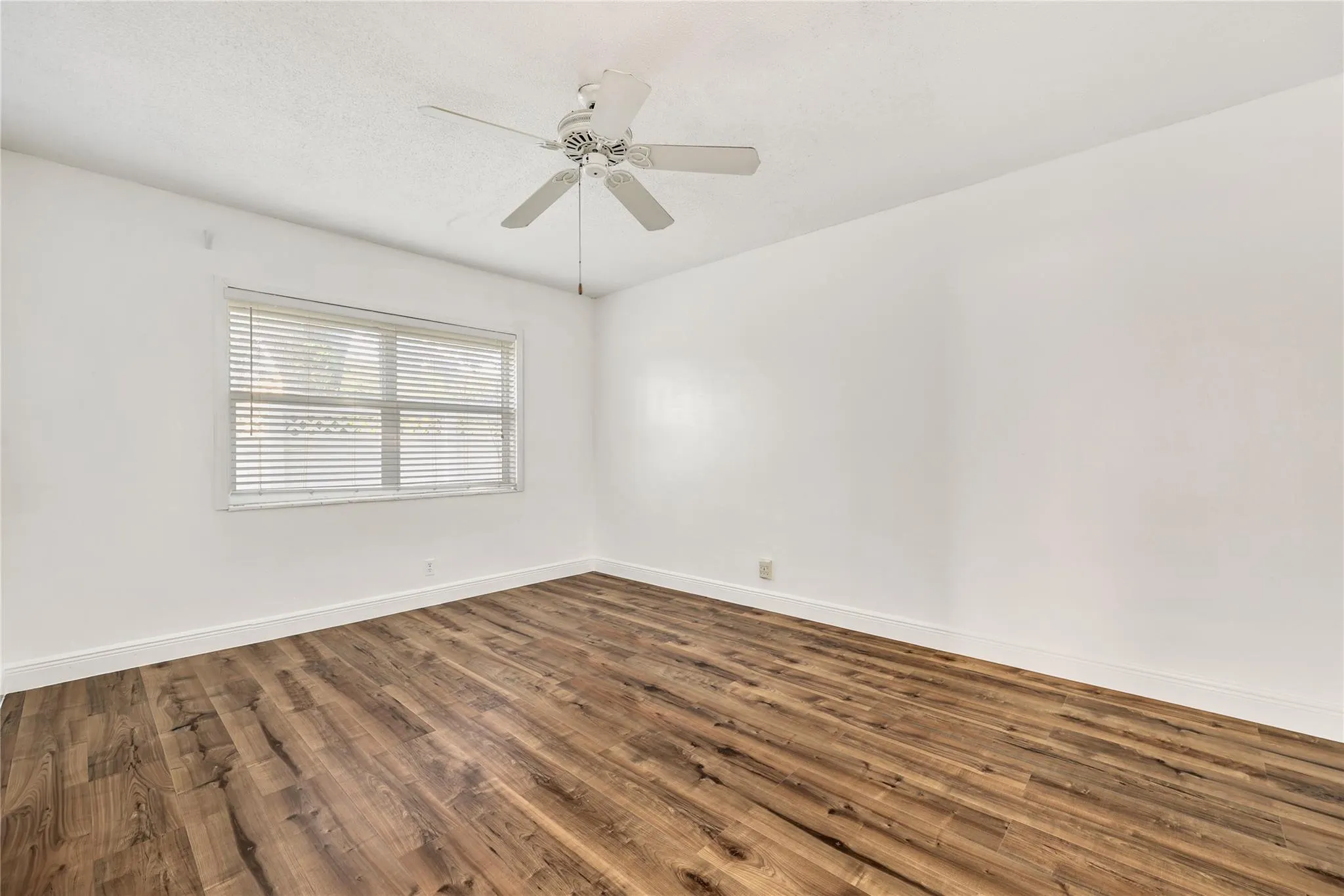 280 S Cypress Rd, #306