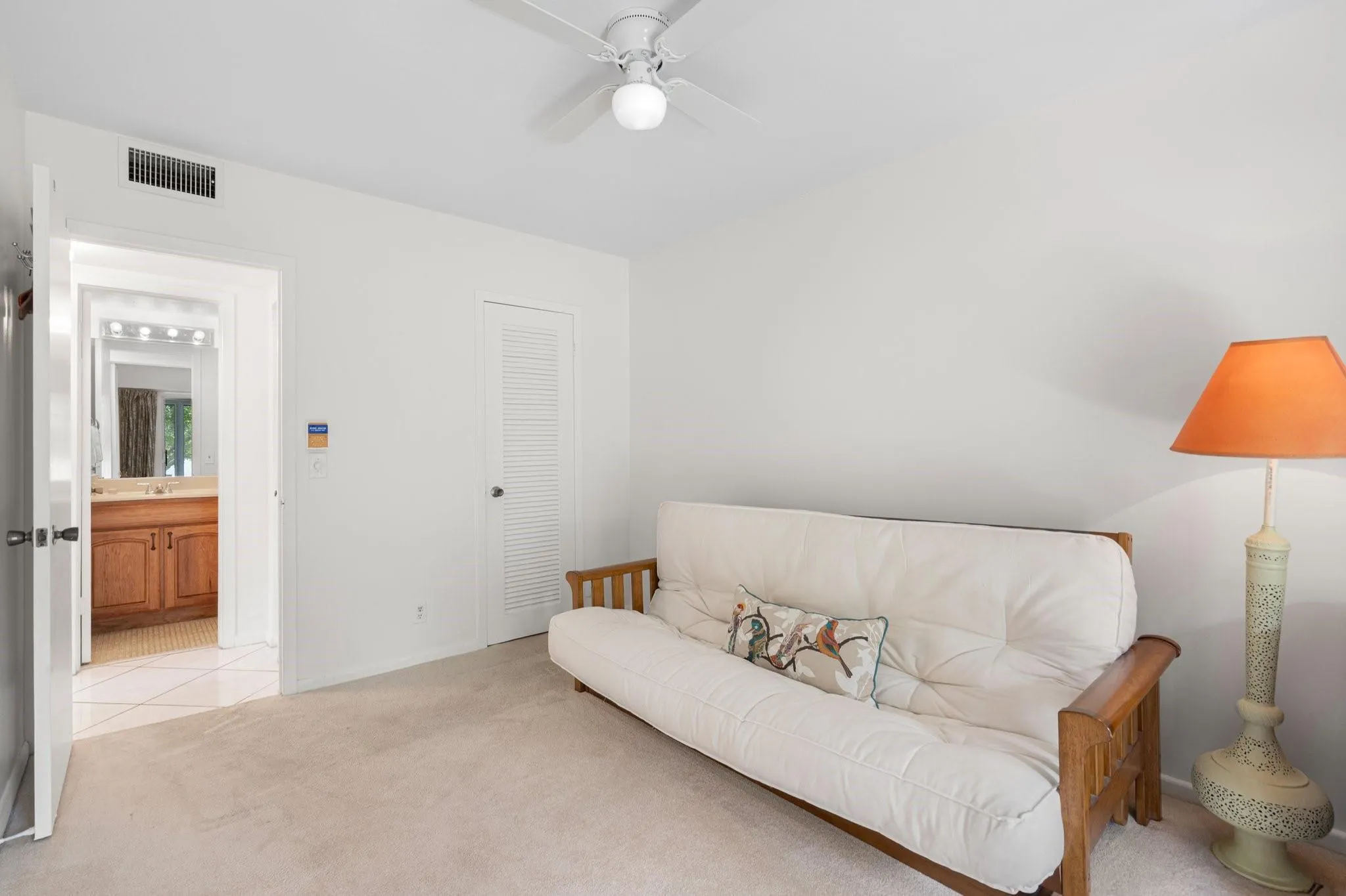 200 Mansfield