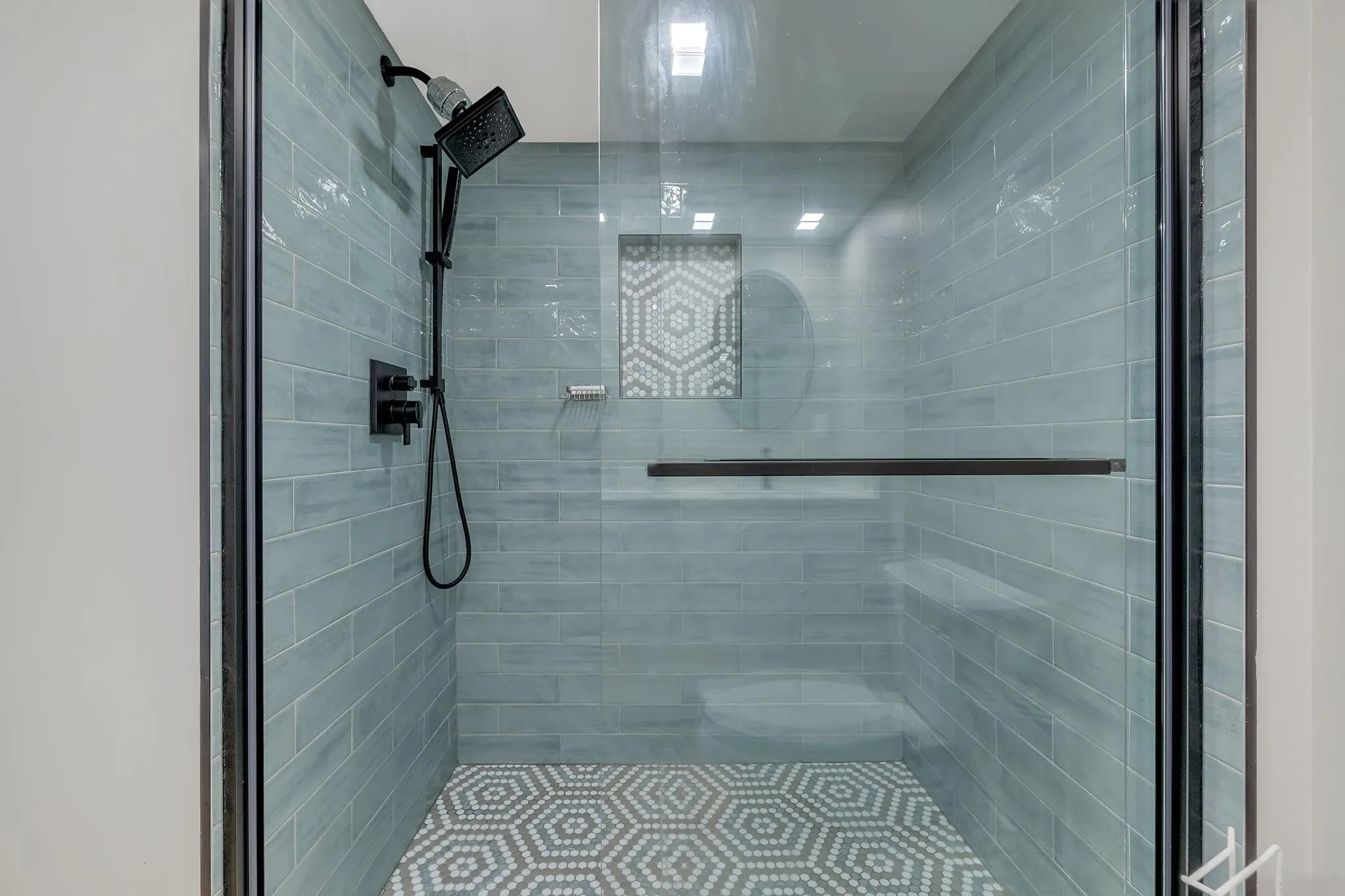 750 N Ocean Blvd, #404