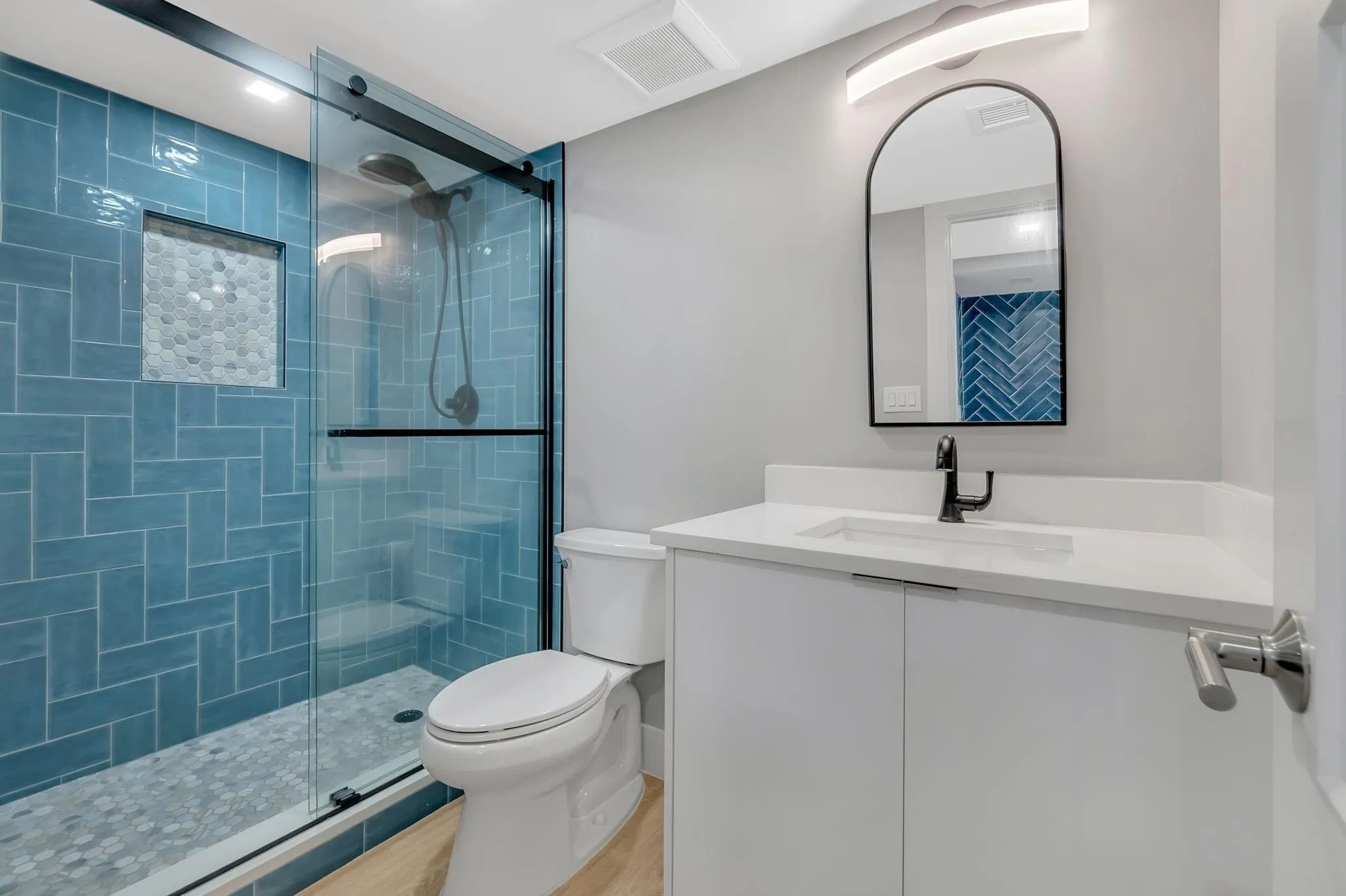 750 N Ocean Blvd, #404