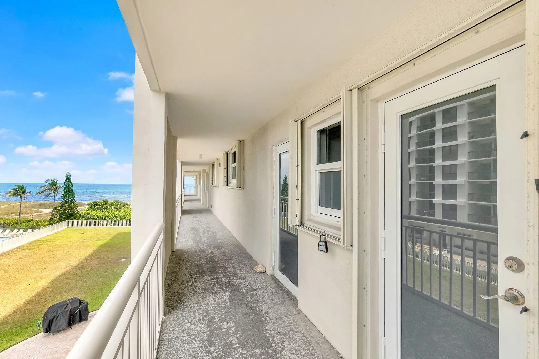 750 N Ocean Blvd, #404