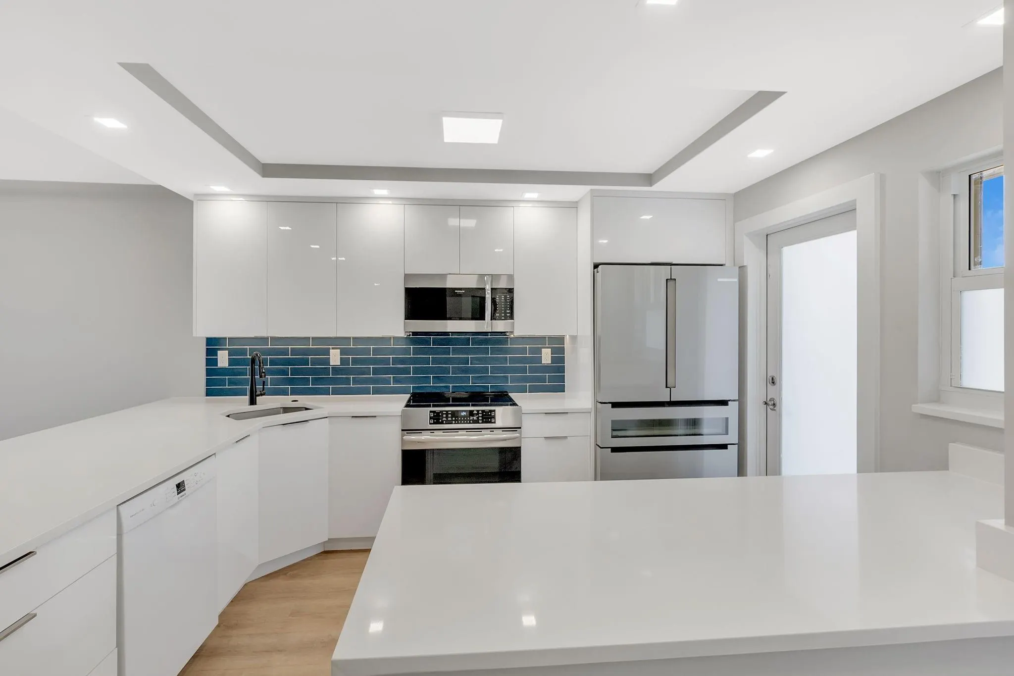 750 N Ocean Blvd, #404