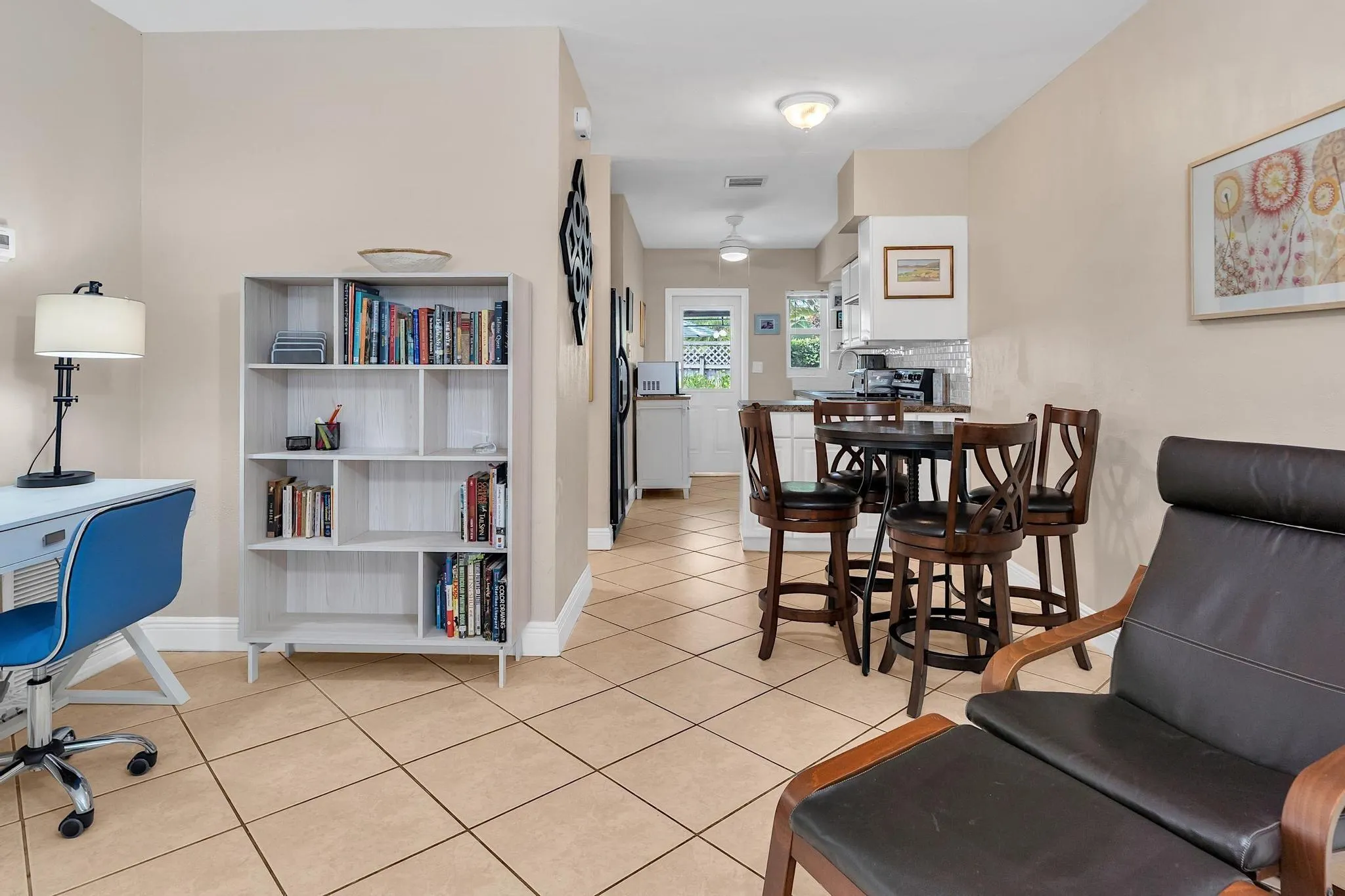 2109 NE 26th St, #2109