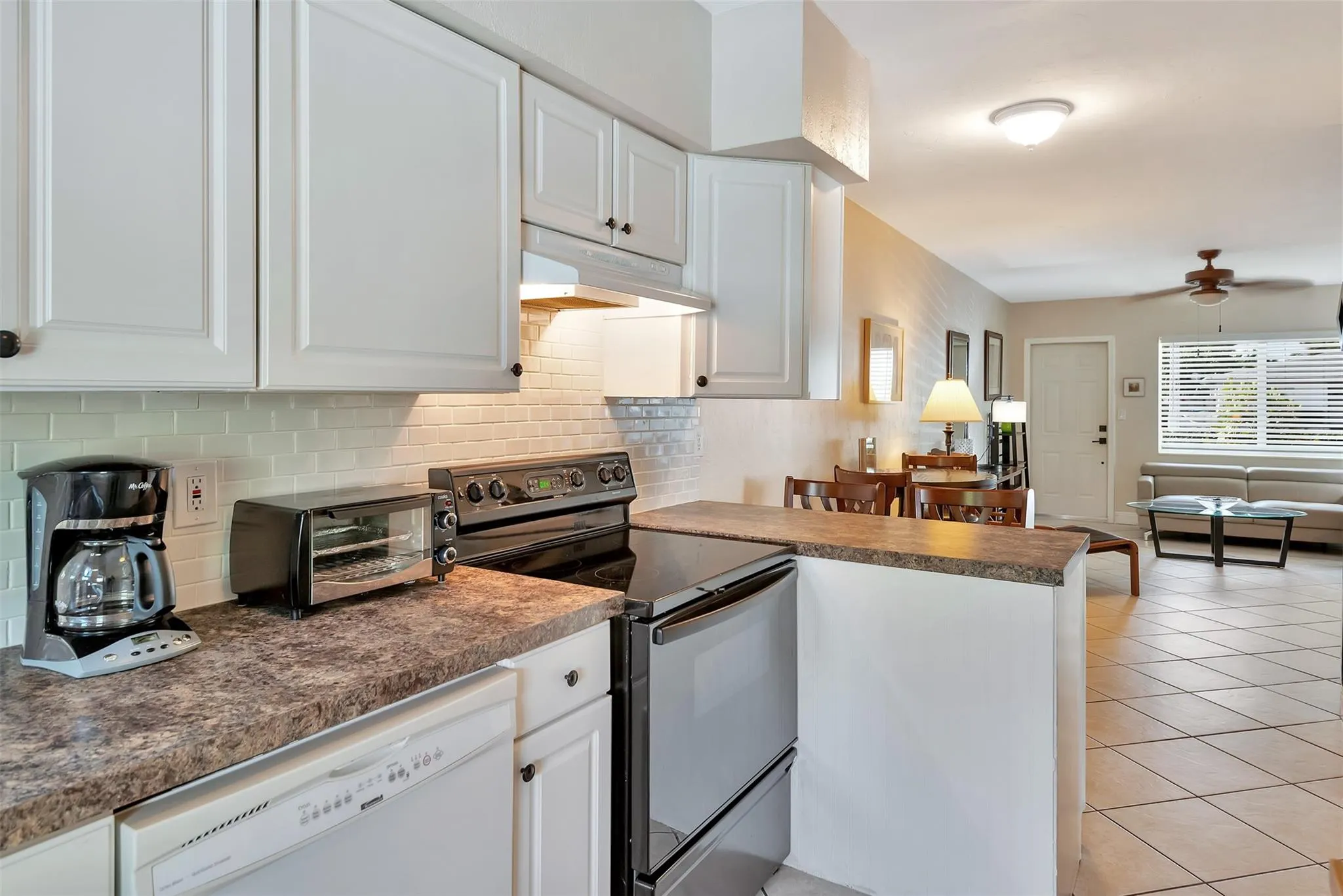 2109 NE 26th St, #2109