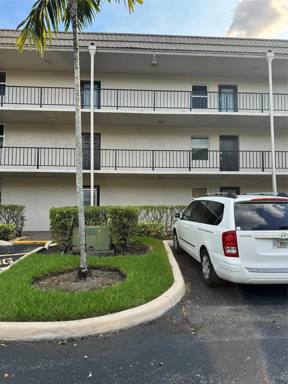 9400 Lime Bay Blvd, #112
