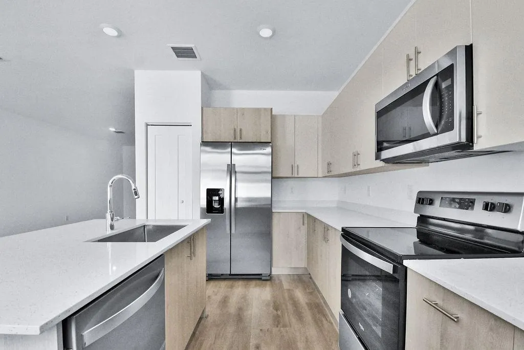 706 STELLAR COURT