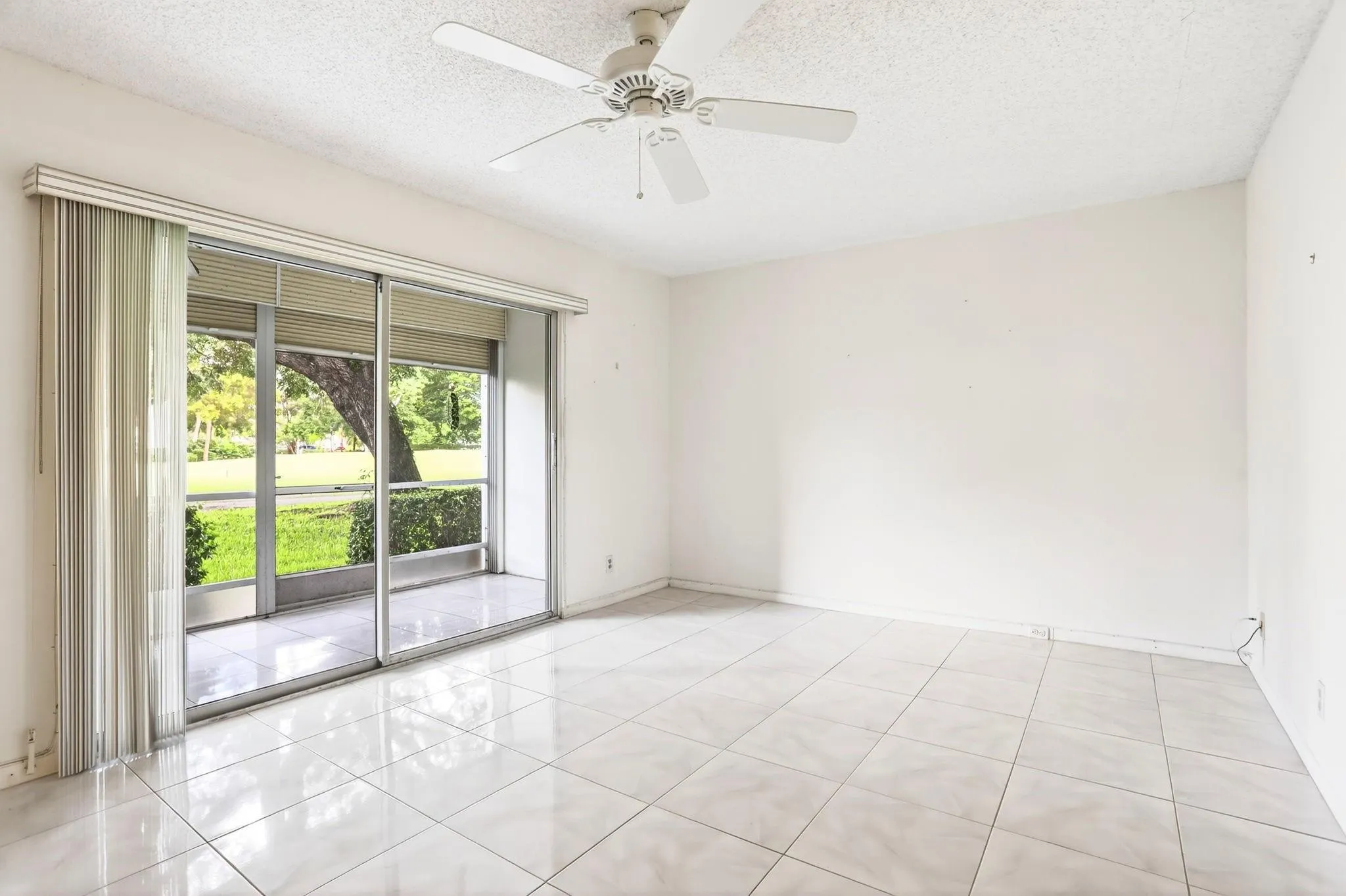 3401 Bimini Ln, #H1