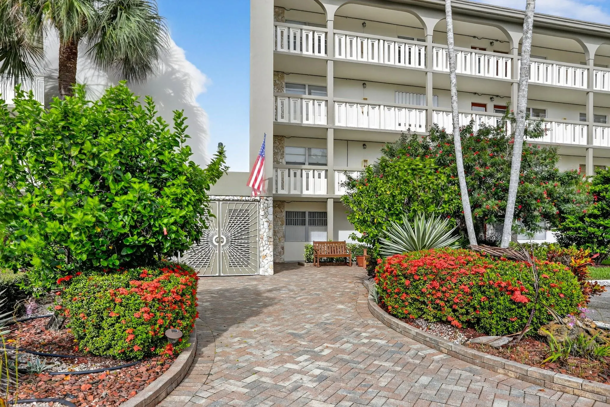 3401 Bimini Ln, #H1