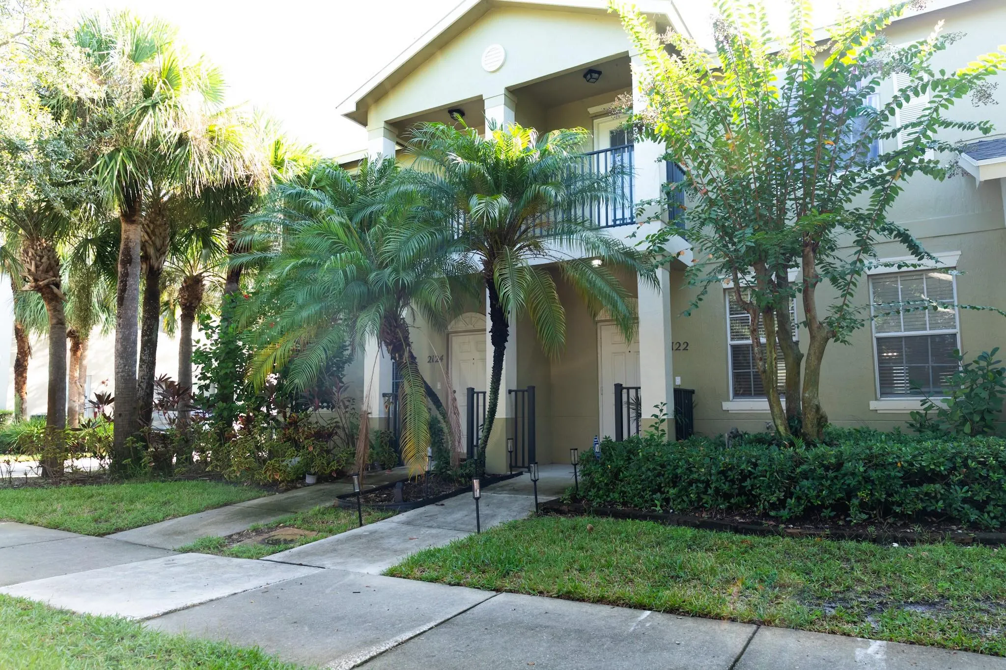 2122 SE Grand Dr