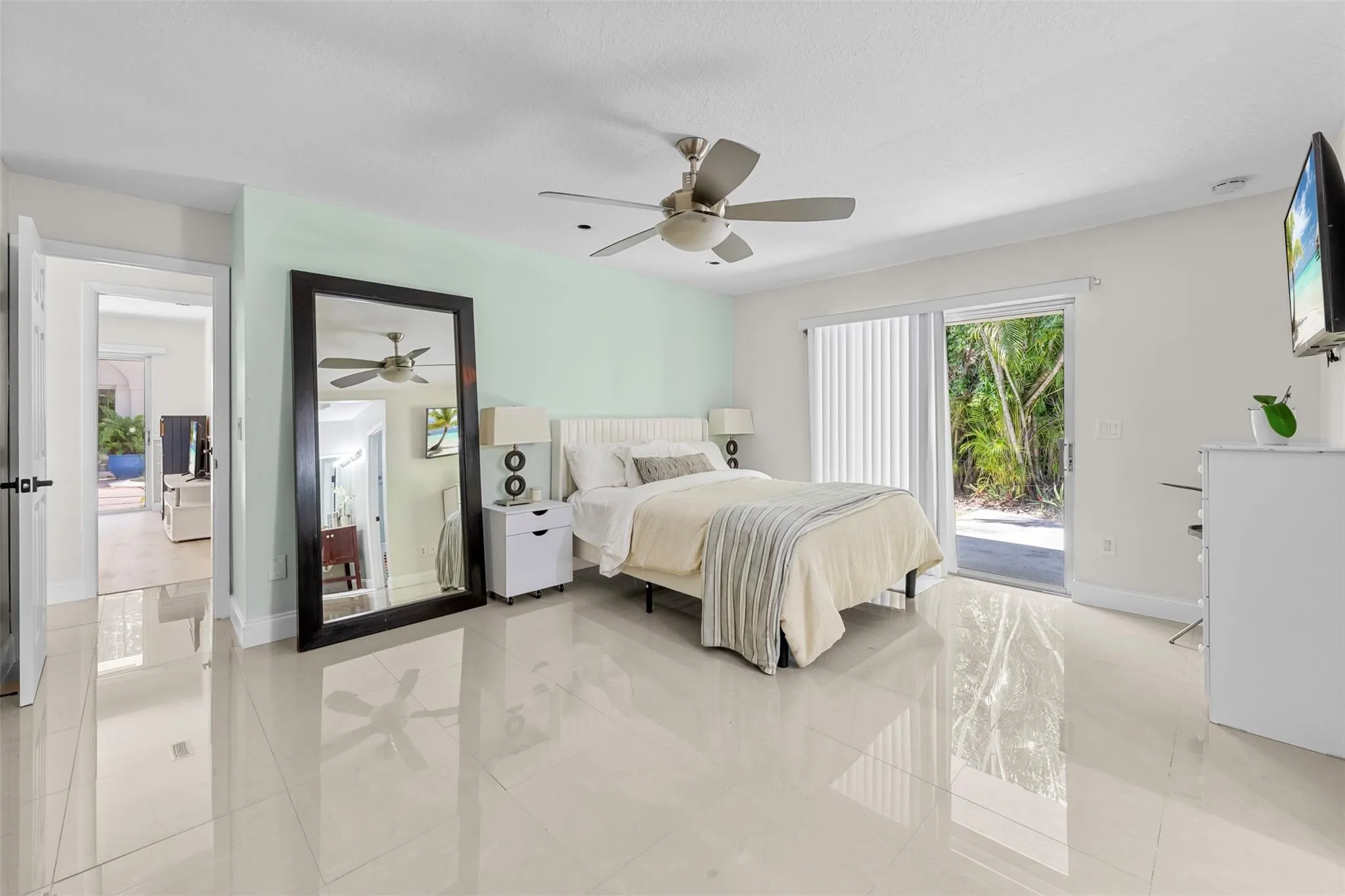 2550 Ray Ct