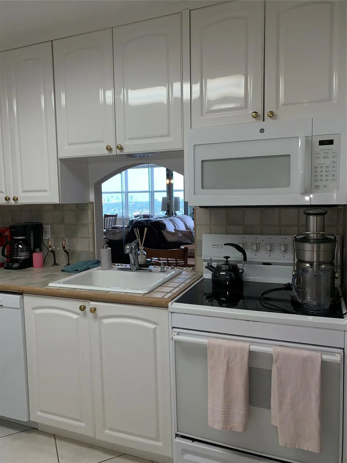 3015 N Ocean Blvd, #14K