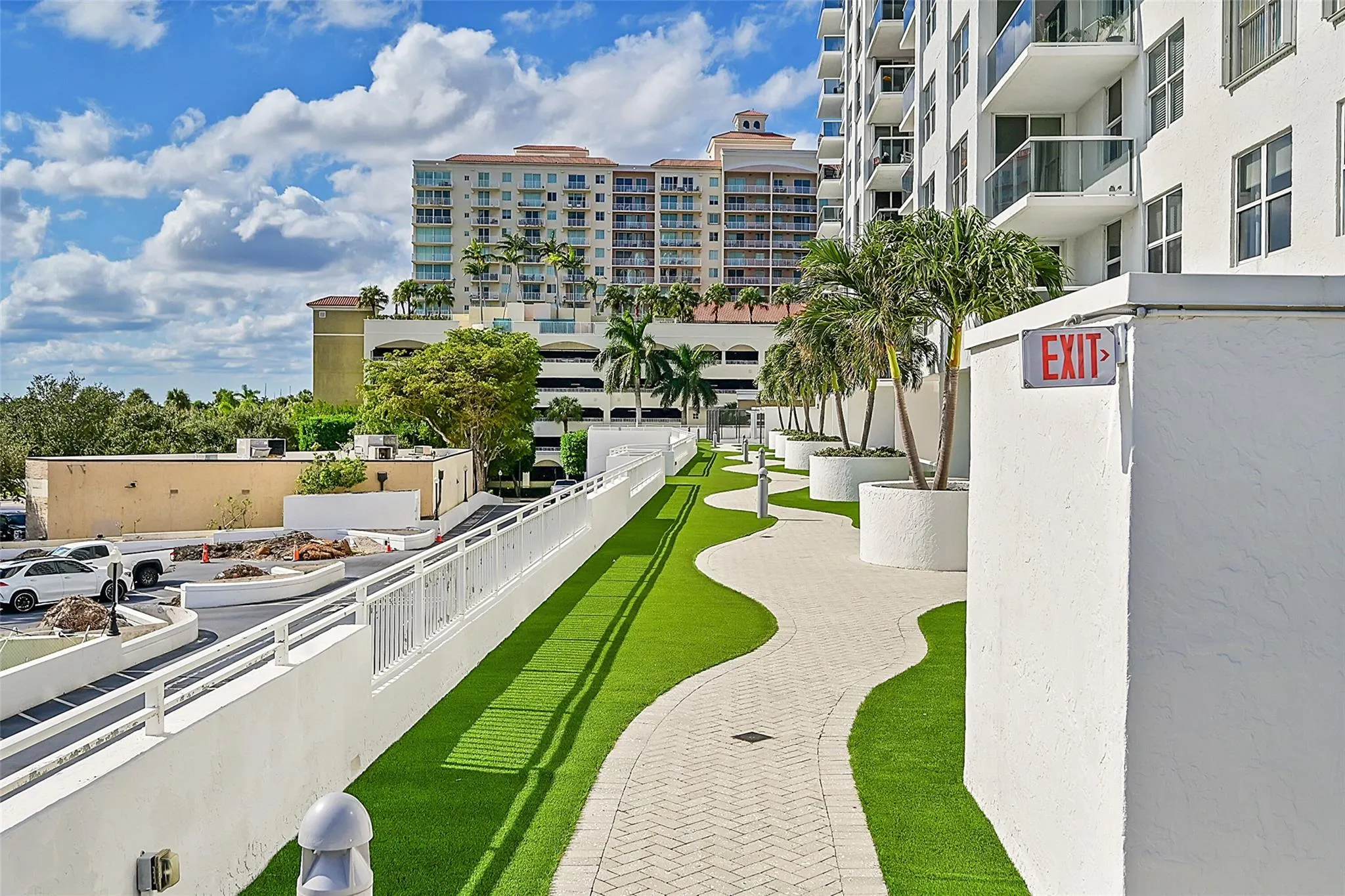 3015 N Ocean Blvd, #14K