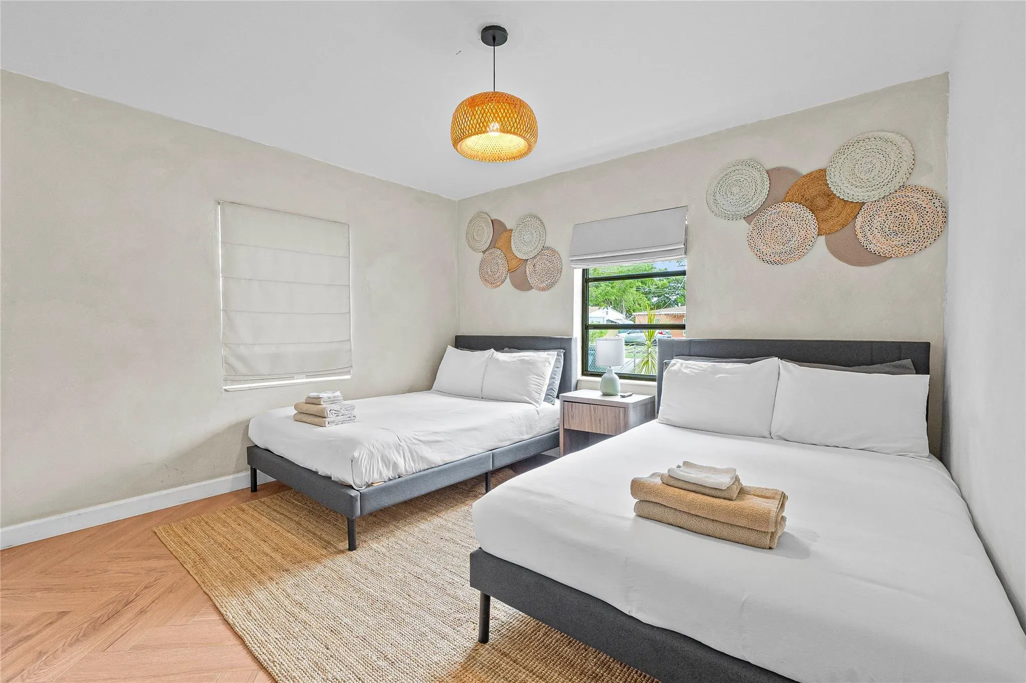 121 NW 53rd Ct