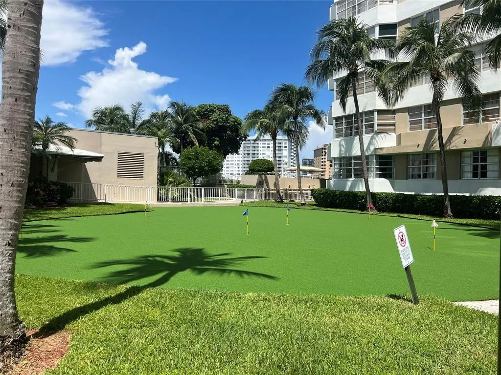 1965 S Ocean Dr, #6J