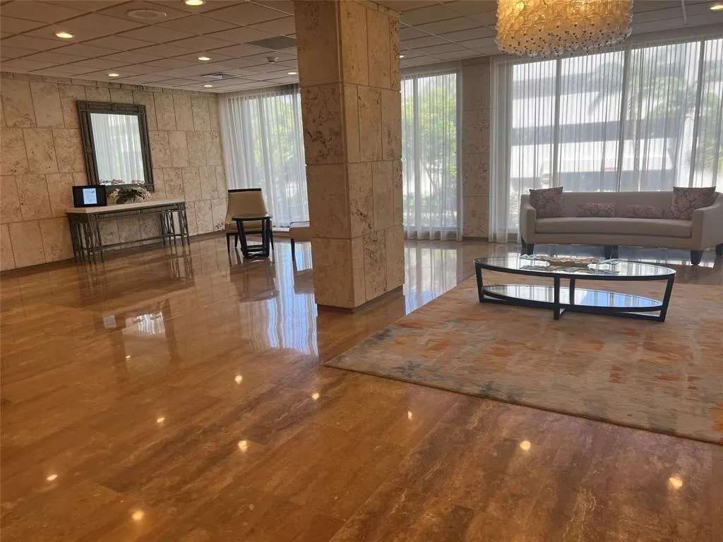 1965 S Ocean Dr, #6J