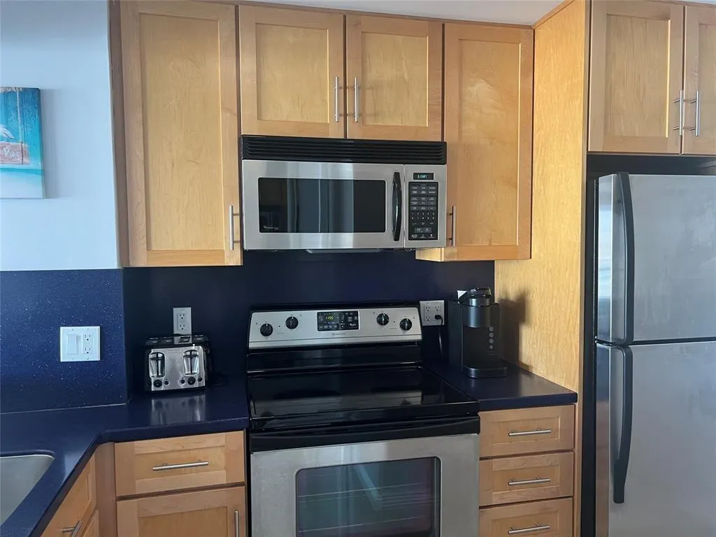 1965 S Ocean Dr, #6J