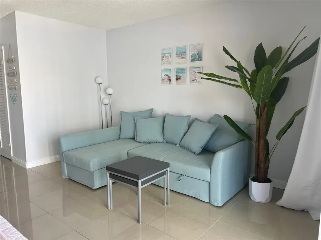 1965 S Ocean Dr, #6J