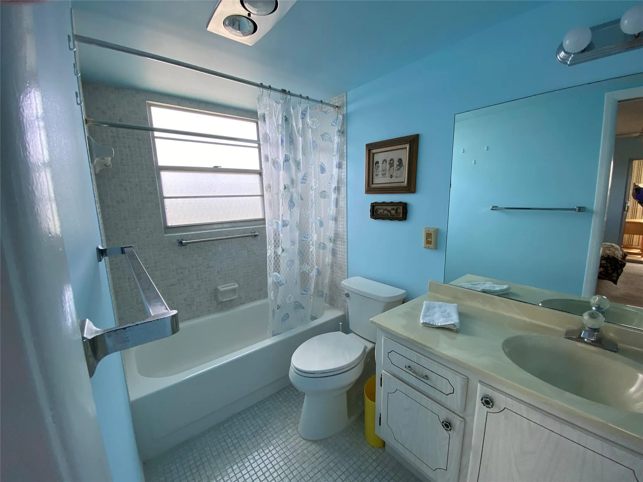 4101 Oakridge V, #4101