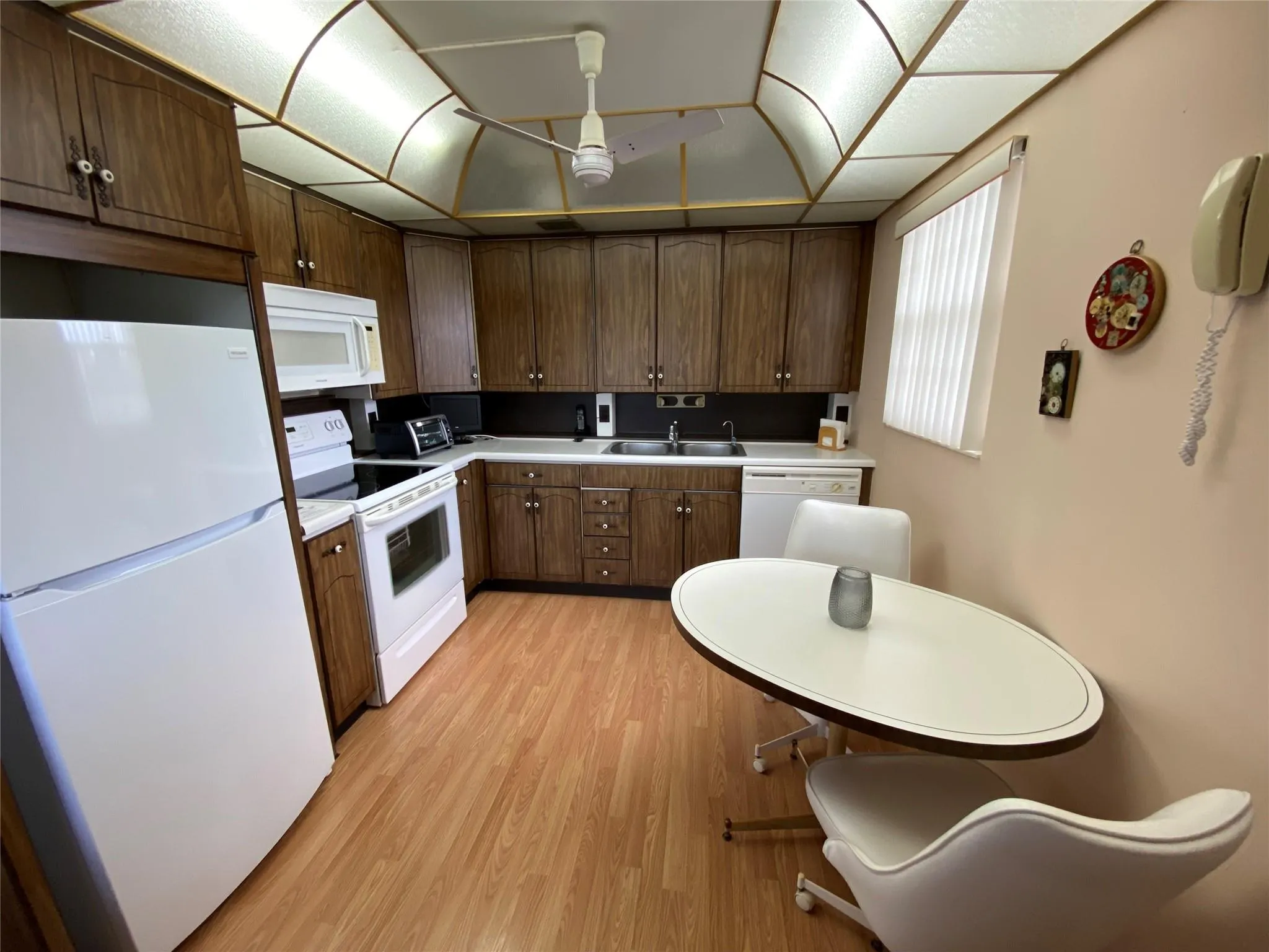 4101 Oakridge V, #4101