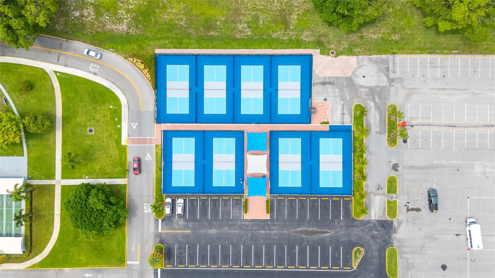 2065 Lyndhurst, #2065