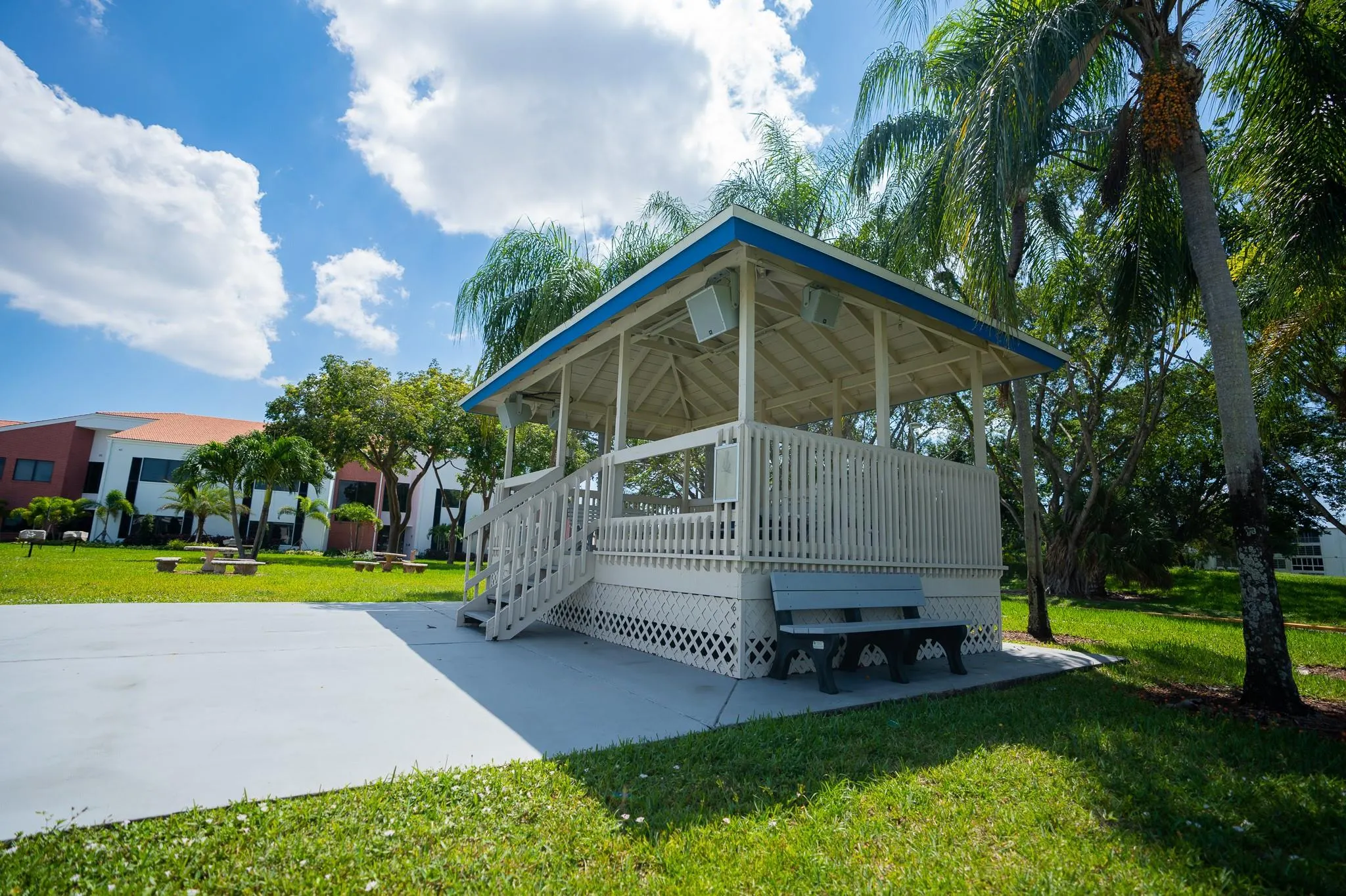 2065 Lyndhurst, #2065