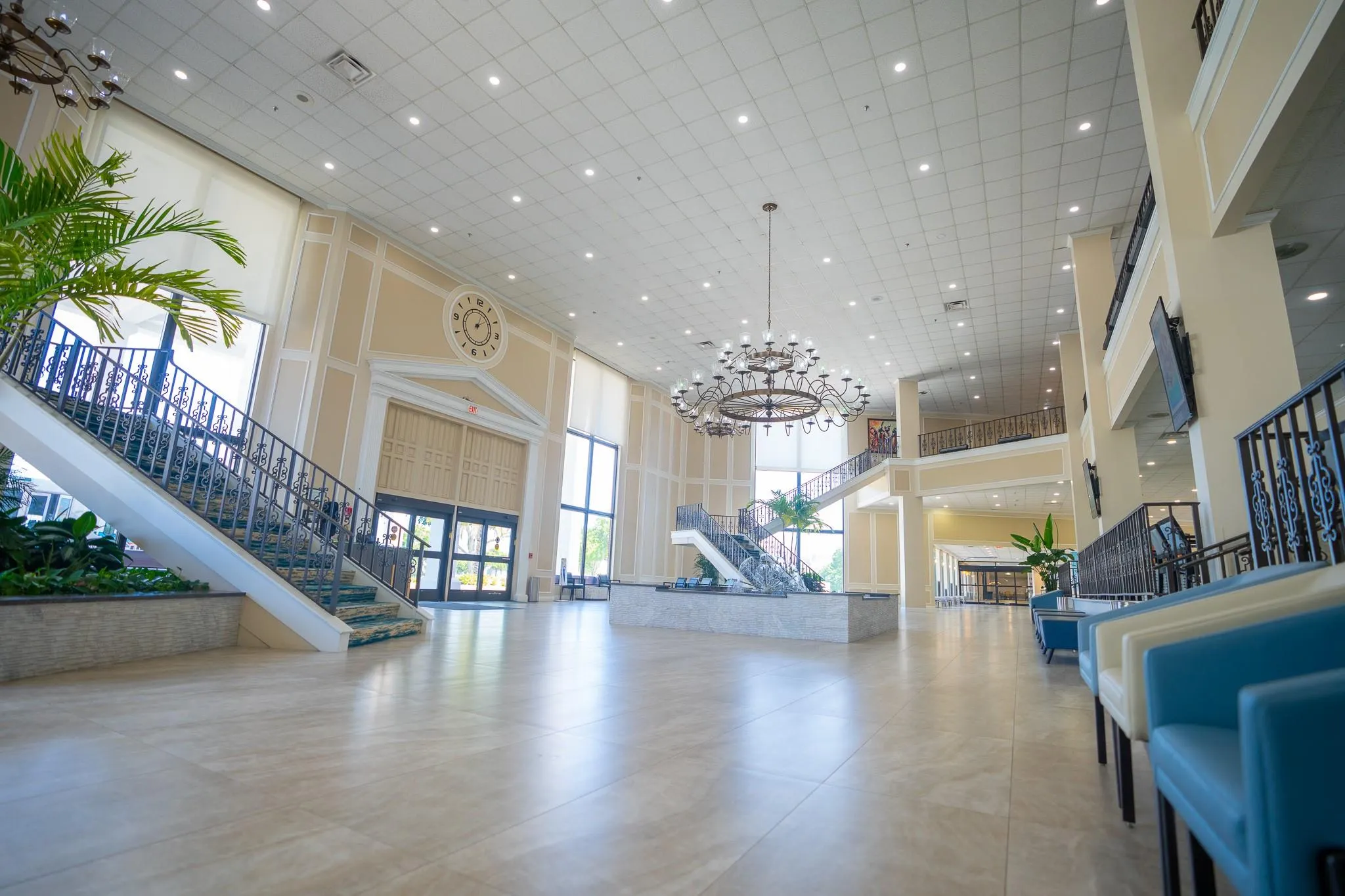 2065 Lyndhurst, #2065