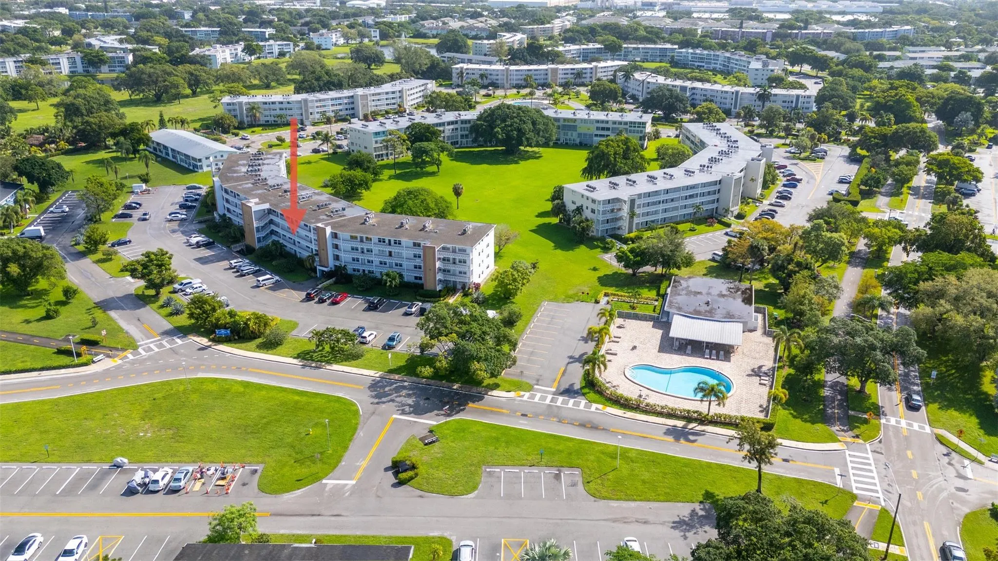 2065 Lyndhurst, #2065