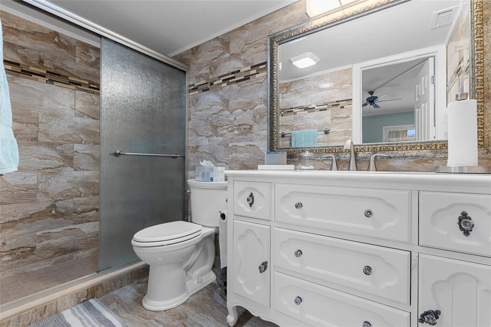 2065 Lyndhurst, #2065