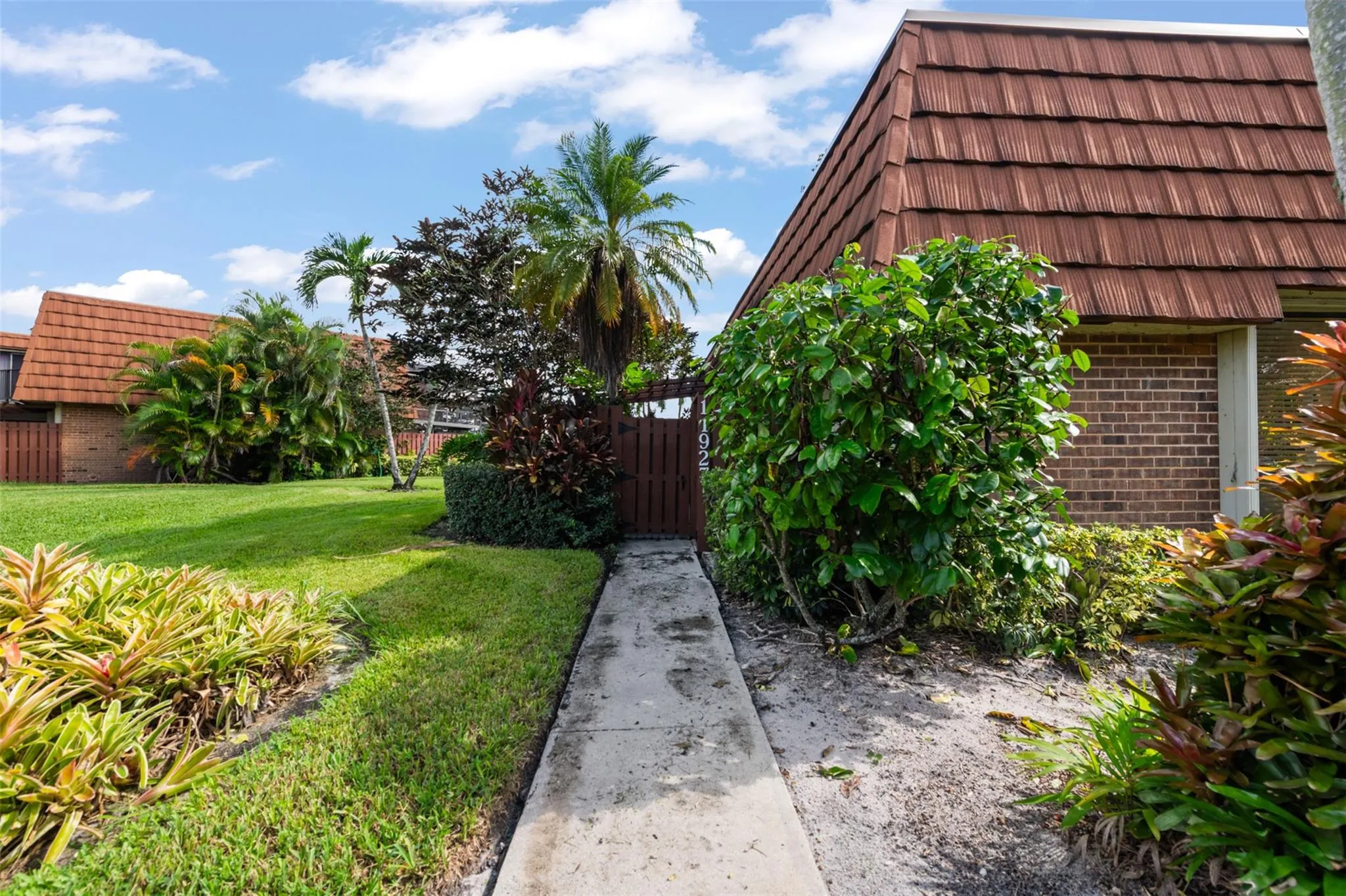 11927 SW 13th Ct, #-