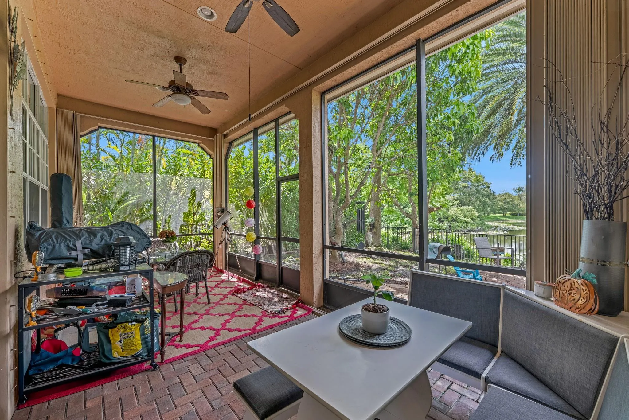 8264 NW 107th Ter